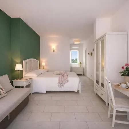 Isola Charm B&B - Pool & Nature Stay-3